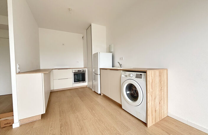 APPARTEMENT - TYPE 2 - 40 M2 - BALCON - PARKING — photo 2
