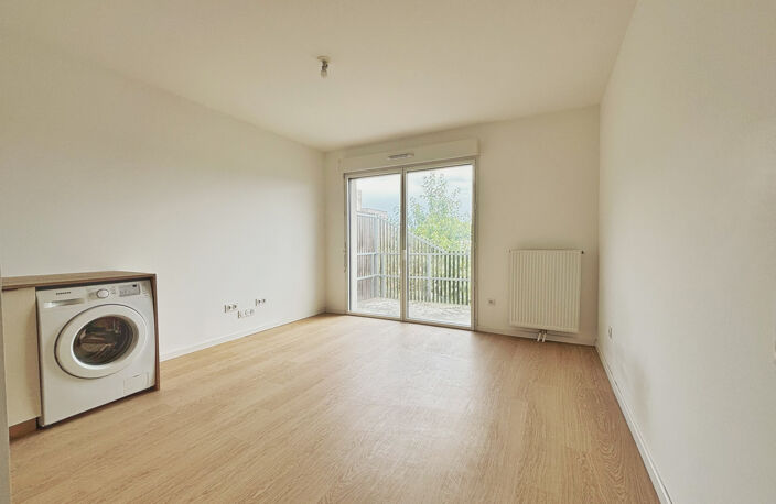 APPARTEMENT - TYPE 2 - 40 M2 - BALCON - PARKING — photo 3