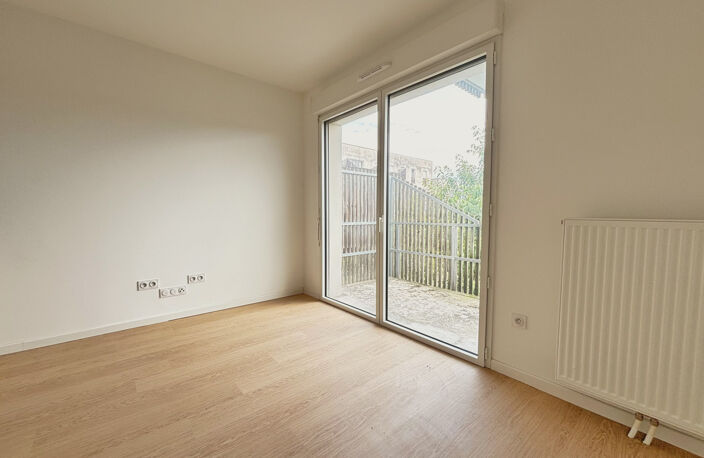 APPARTEMENT - TYPE 2 - 40 M2 - BALCON - PARKING — photo 4