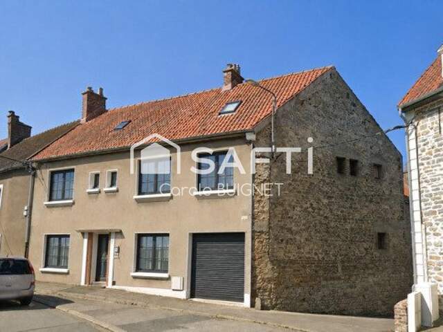 Maison 7 chambres avec extérieur et garage — photo du bien