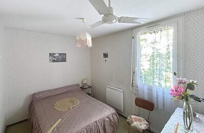 T4 avec balcon et parking à Talence — photo du bien