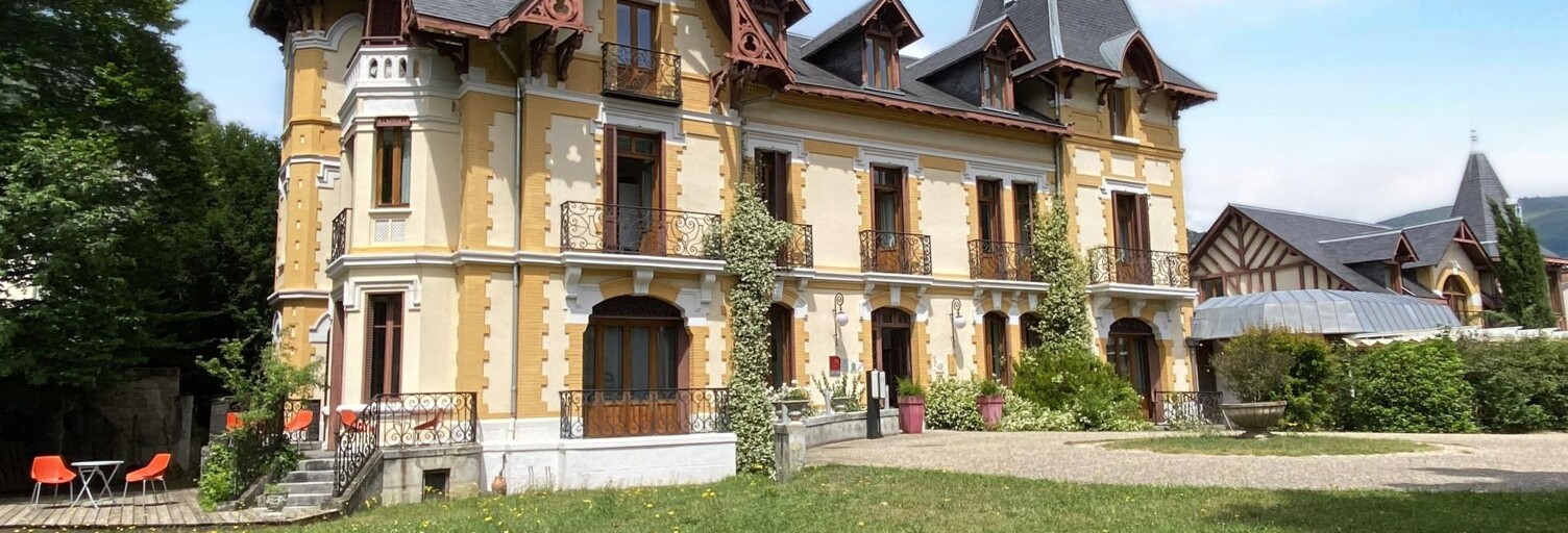 Maison 19 Pièces 1000 m² à vendre à Tarascon-sur-Ariège (09400)