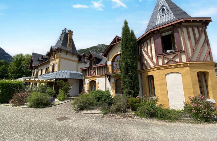 Propriété d'exception, 15 chambres, 1000m2 — photo 2