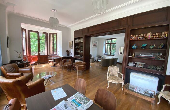 Propriété d'exception, 15 chambres, 1000m2 — photo 4