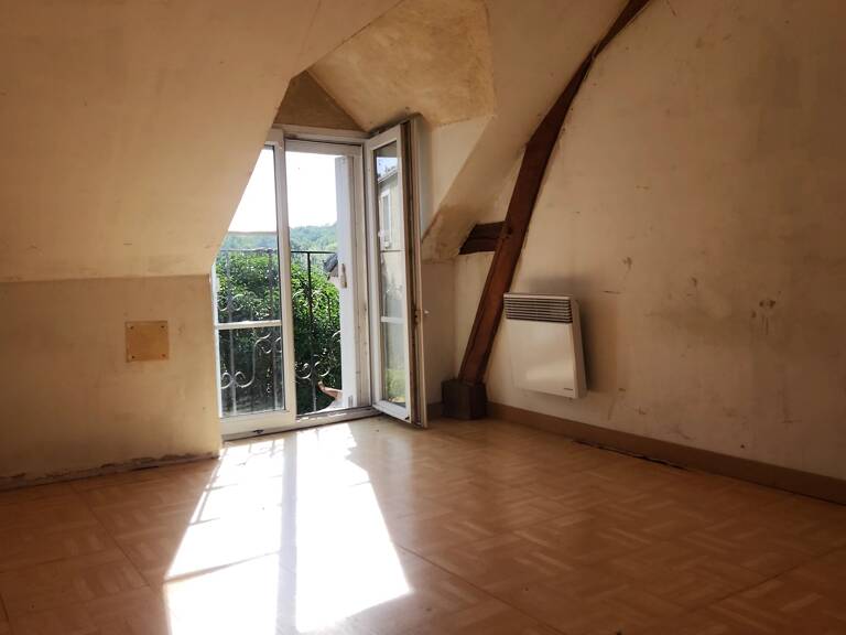 EXCLUSIVITÉ – MAISON ANCIENNE AVEC DÉPENDANCES — photo 1