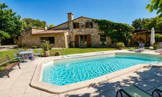 Maison 13 Pièces 277 m² à vendre à Gordes (84220)