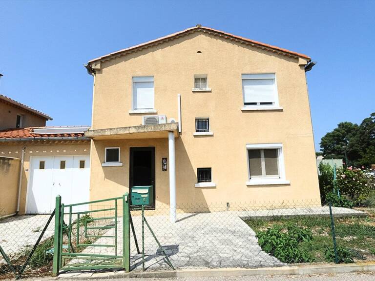 Villa R+1 entièrement rénovée de 85m² avec garage et jardin — photo 1