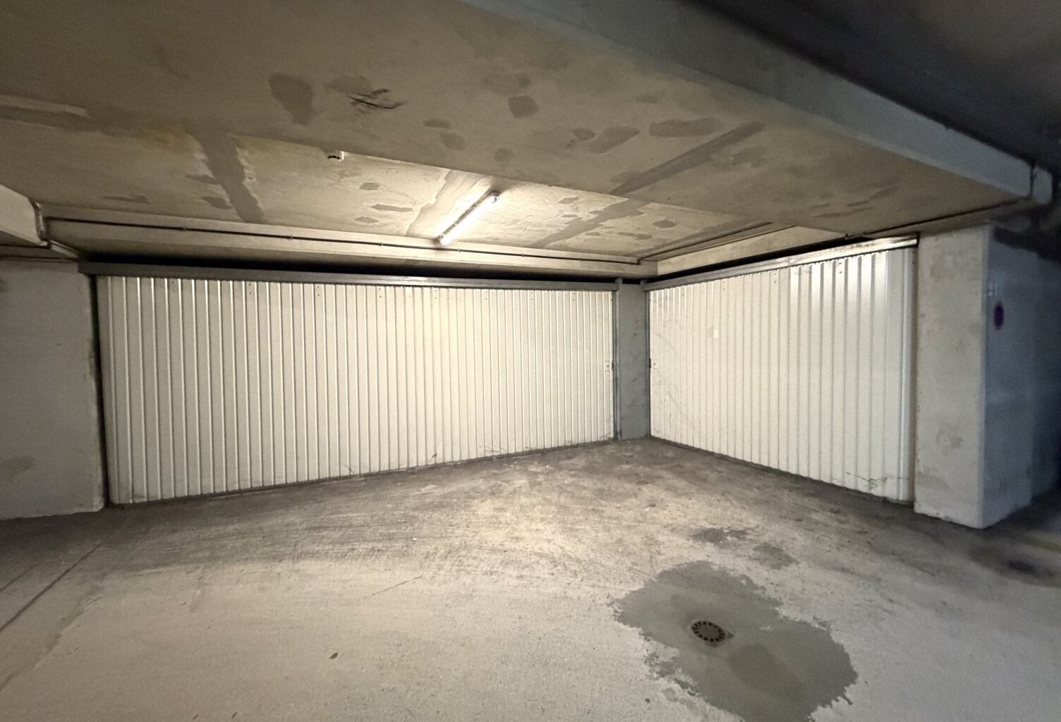 BEAUSOLEIL   TRIPLE GARAGE FERMÉ AUX PORTES DE MONACO — photo 1