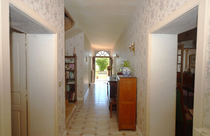 Vue Pyrénées, maison de Maitre, 200m2, nombreuses dépendance — photo 3