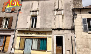 Immeuble  194 m² à vendre à Fontenay-le-Comte (85200)