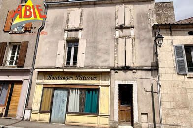 Immeuble  243800 €