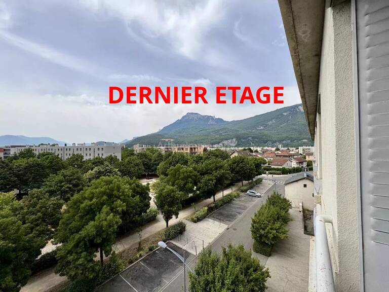 FONTAINE - DERNIER ÉTAGE – 3 pièces + cuisine – 62 m² CARREZ — photo 1