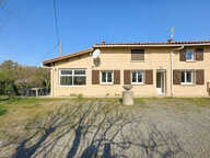 MERVILLE - ENSEMBLE IMMOBILIER DE 198 M² HABITABLES SUR UNE PARCELLE DE 2832 m² — photo 2