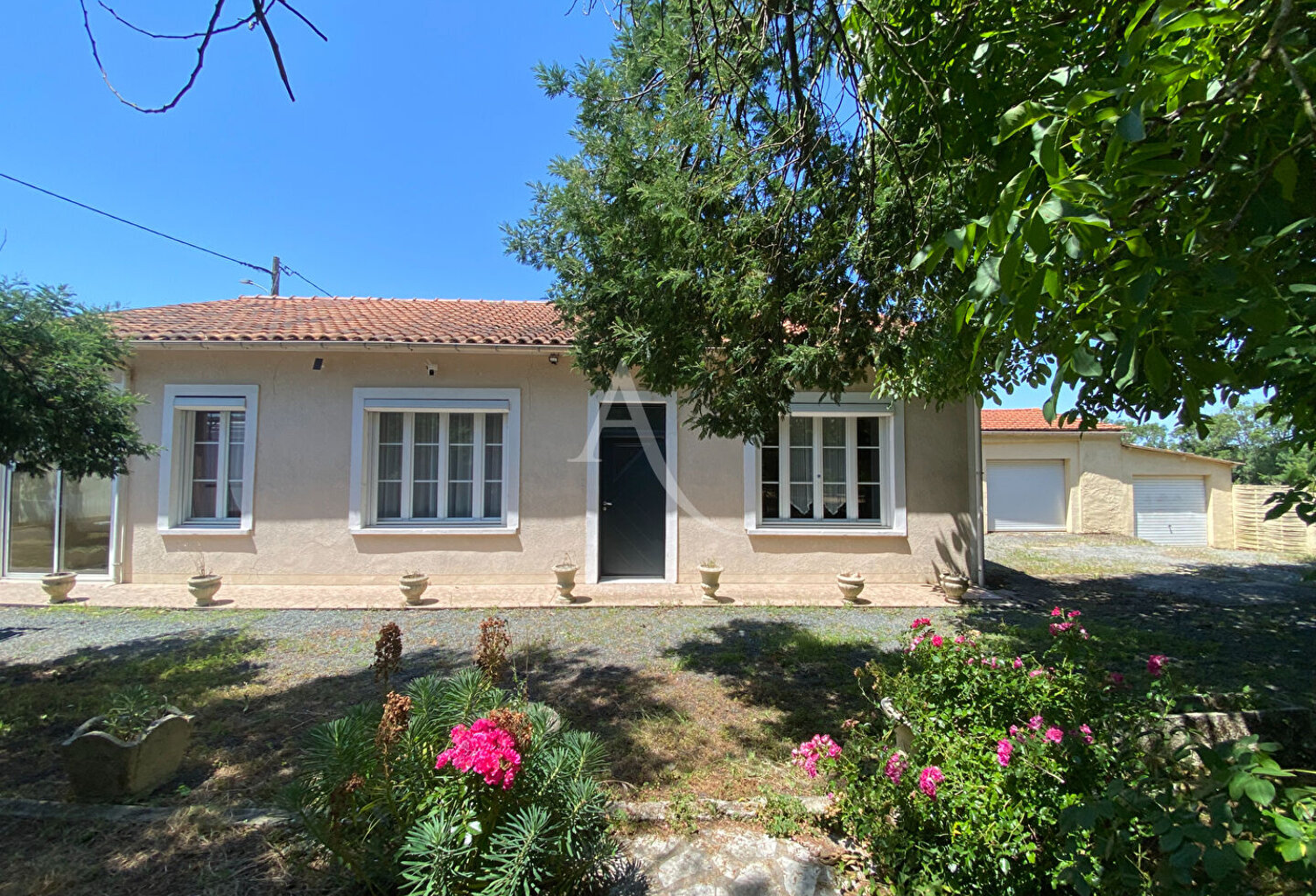 Maison Rochefort 4 pièce(s) 126.33 m2 — photo 1