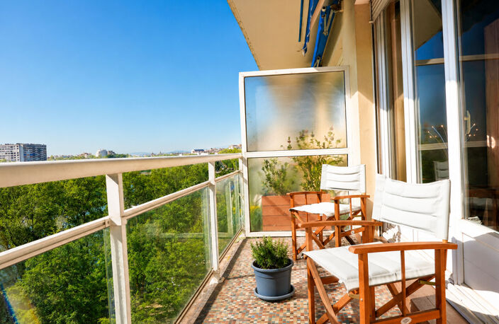 CALUIRE, QUAI DU RHONE, 143.48m², VUE PANORAMIQUE, BALCON & LOGGIA — photo 2