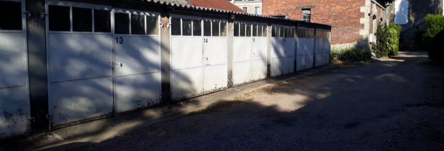Garage   m² à louer à Limoges (87000)