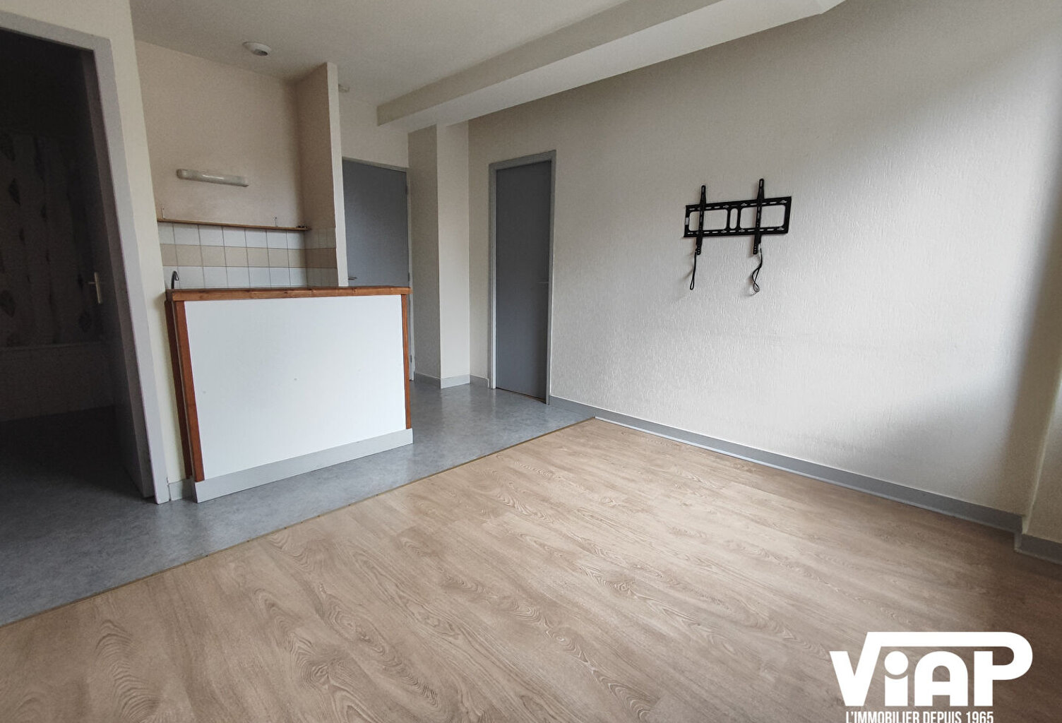 LIMOGES T2 DE 34 m² PROCHE PLACE JOURDAN — photo 1