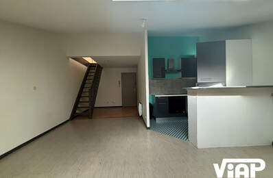 SPACIEUX T3 EN DUPLEX PROCHE DE LA PLACE DENIS DUSSOUBS — photo du bien