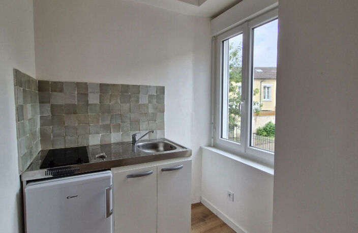 AGREABLE T2 PROCHE BORDS DE VIENNE — photo 4