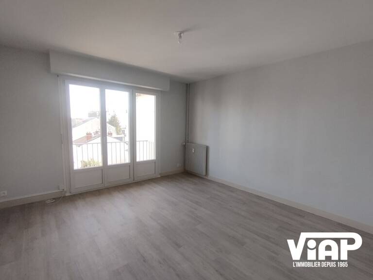 STUDIO QUARTIER SAINT SURIN — photo 1