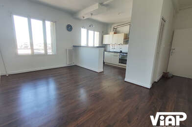 Appartement 3 pièces 700 €