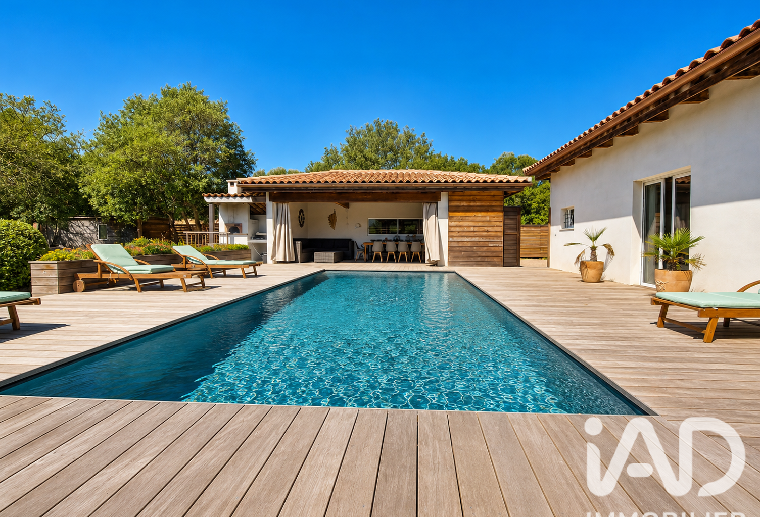 Vente Maison/villa 11 pièces — photo 1