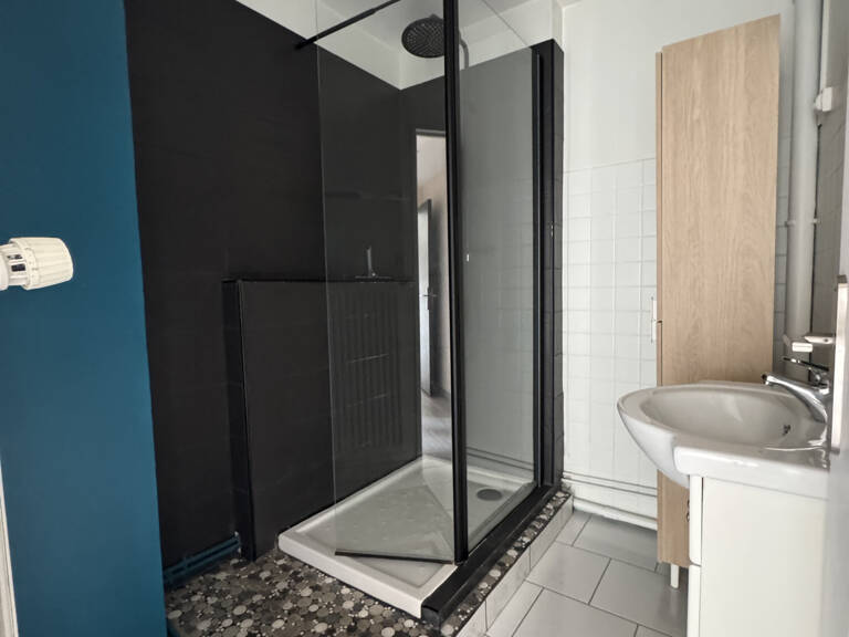 T2 en très bon état  avec garage et cave — photo 1