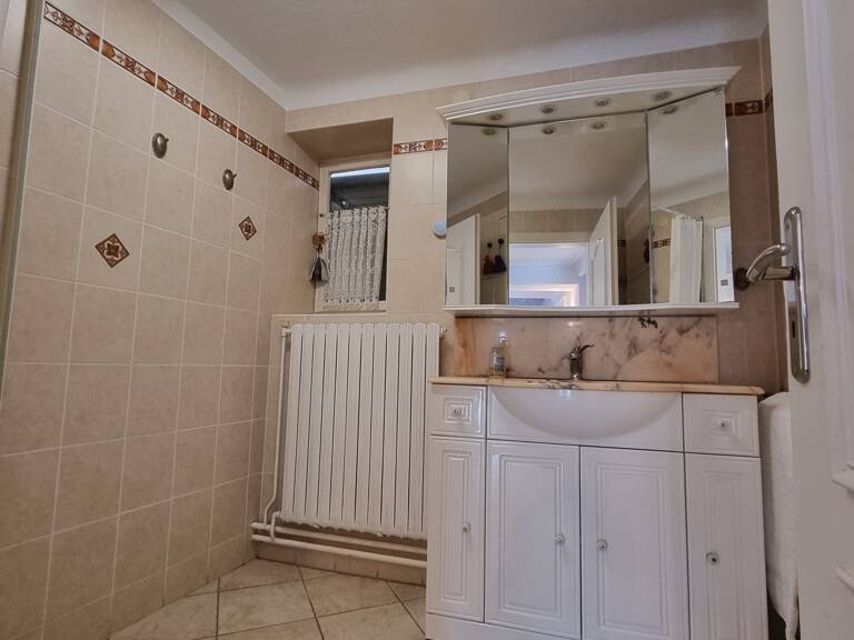 Vente Maison/villa 8 pièces — photo 1