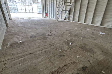 Local industriel  1000 €