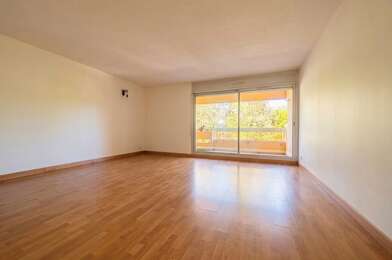 Appartement 3 pièces 943 €
