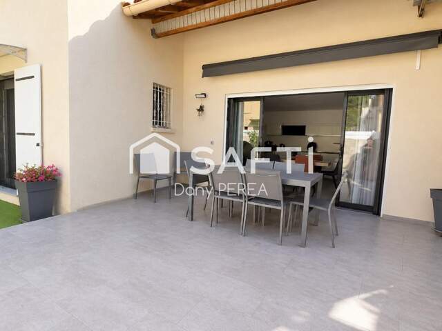 Appartement avec jardin terrasse et garage à deux pas de la mer. — photo du bien