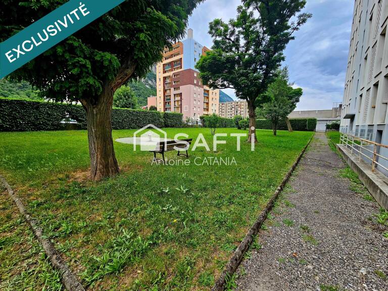Sassenage - Appartement spacieux T4 trasformé en T3 de 75m². — photo 1
