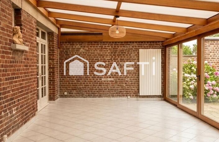 Beaux volumes pour cette maison de 179 m2 4 chambres,  garage,  atelier et fort potentiel ! — photo 4