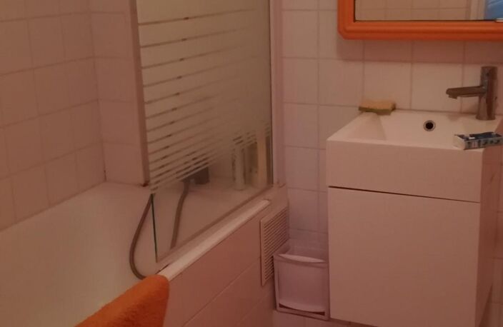 Appartement  T3 de 60 m2 avec garage, situé á Villers sur mer,dans le prestigieux Triangle d'or. — photo 5