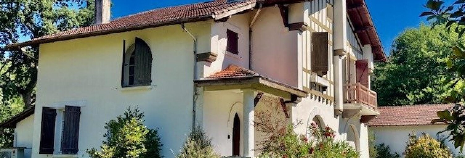 Maison 8 Pièces 182 m² à vendre à Losse (40240)