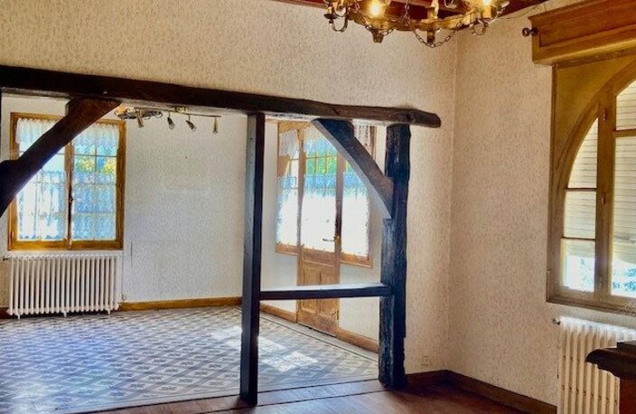 MAISON AVEC GRANDE DEPENDANCE SUR TERRAIN 6000 m2 — photo 3