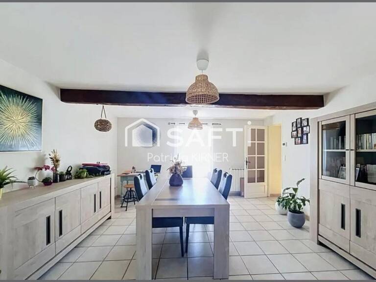 Maison de ville T5 avec garage, jardin et puits. — photo 1