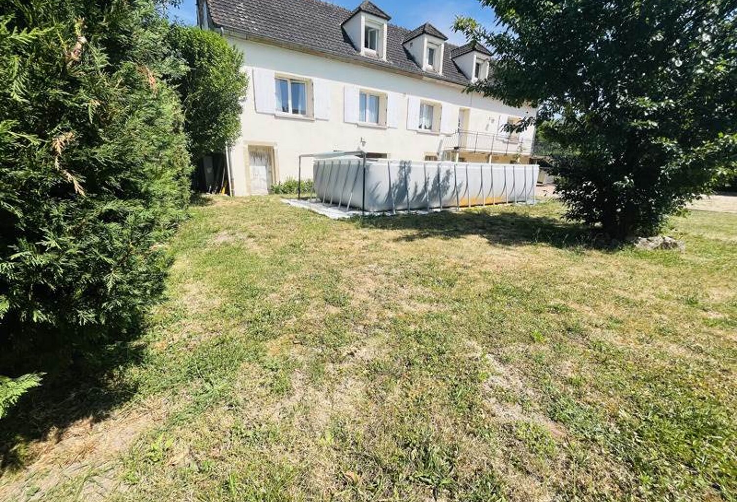 Vente maison 7 pièces 165 m² Ainay-le-Vieil (18200) — photo 1