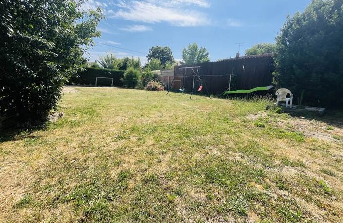 Vente maison 7 pièces 165 m² Ainay-le-Vieil (18200) — photo 2