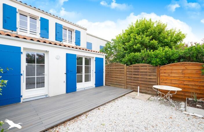 Vente maison 4 pièces 77 m² Saint-Pierre-d'Oléron (17310) — photo 2