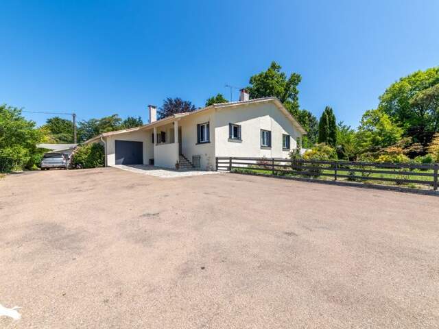 Villa de 8 pièces principales — photo du bien