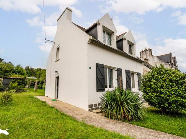 Maison de bourg de 5 pièces principales — photo du bien