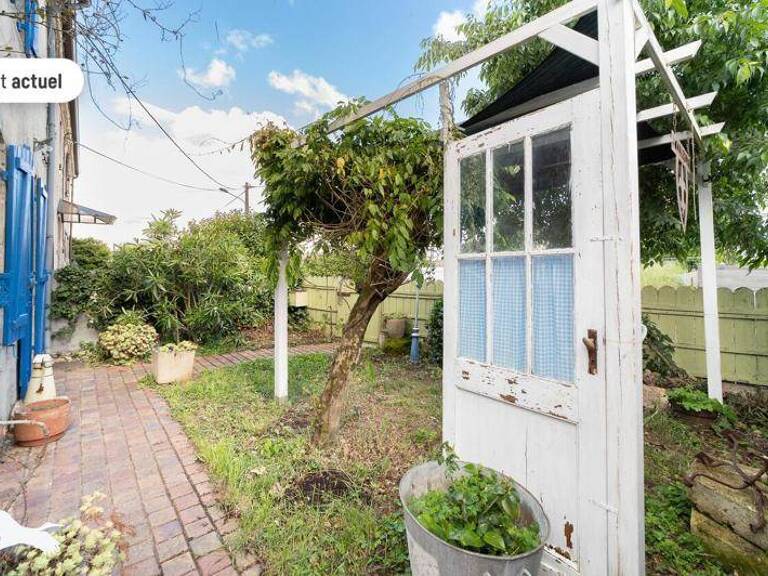 Maison en pierre de 3 pièces principales — photo 1