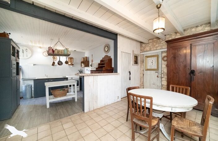 Maison en pierre de 3 pièces principales — photo 4