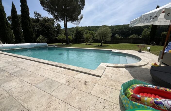 Traditionnelle de 7 pièces principales — photo 2
