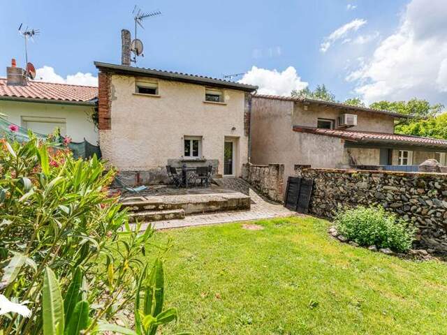Maison de bourg de 5 pièces principales — photo du bien
