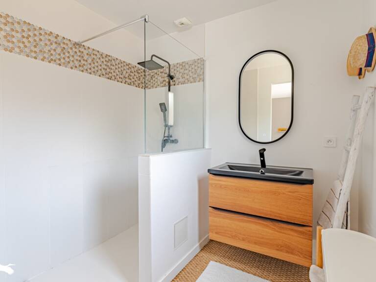 Contemporaine de 4 pièces principales — photo 1