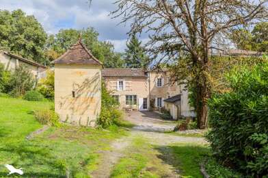 Maison 18 pièces 599900 €