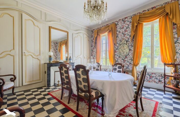 Maison en pierre de 18 pièces principales — photo 2