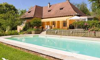Maison 5 Pièces 186 m² à vendre à La Chapelle-aux-Brocs (19360)